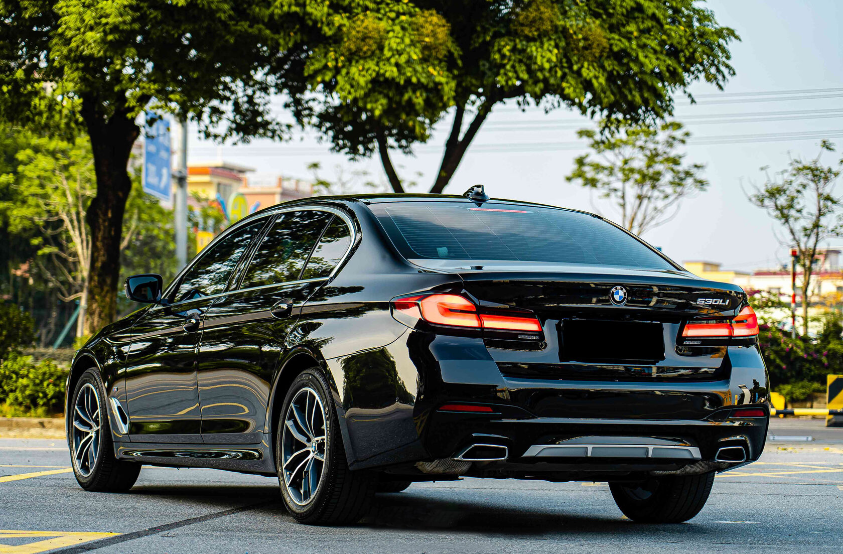 Gloss Black